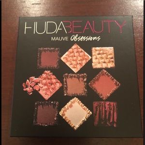 HUDA Beauty - Obsessions Palette